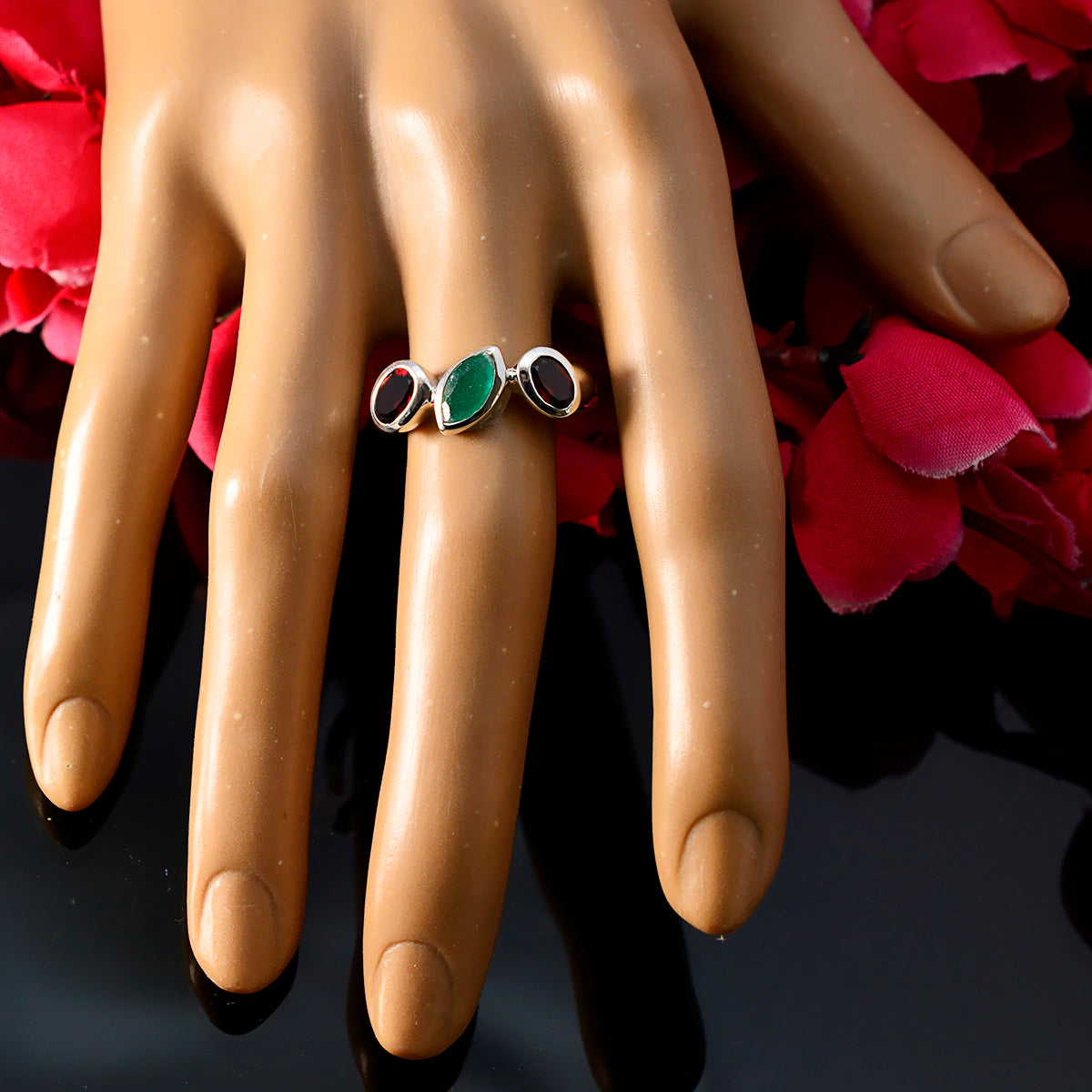 Patricia Cultural multicolor Trilogy Ring