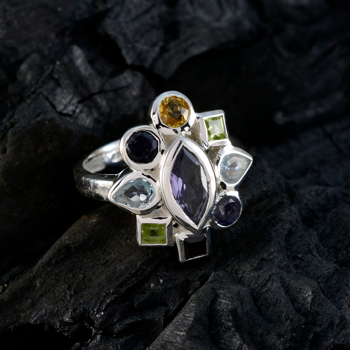 Patricia Cocktail multicolor navratna Ring