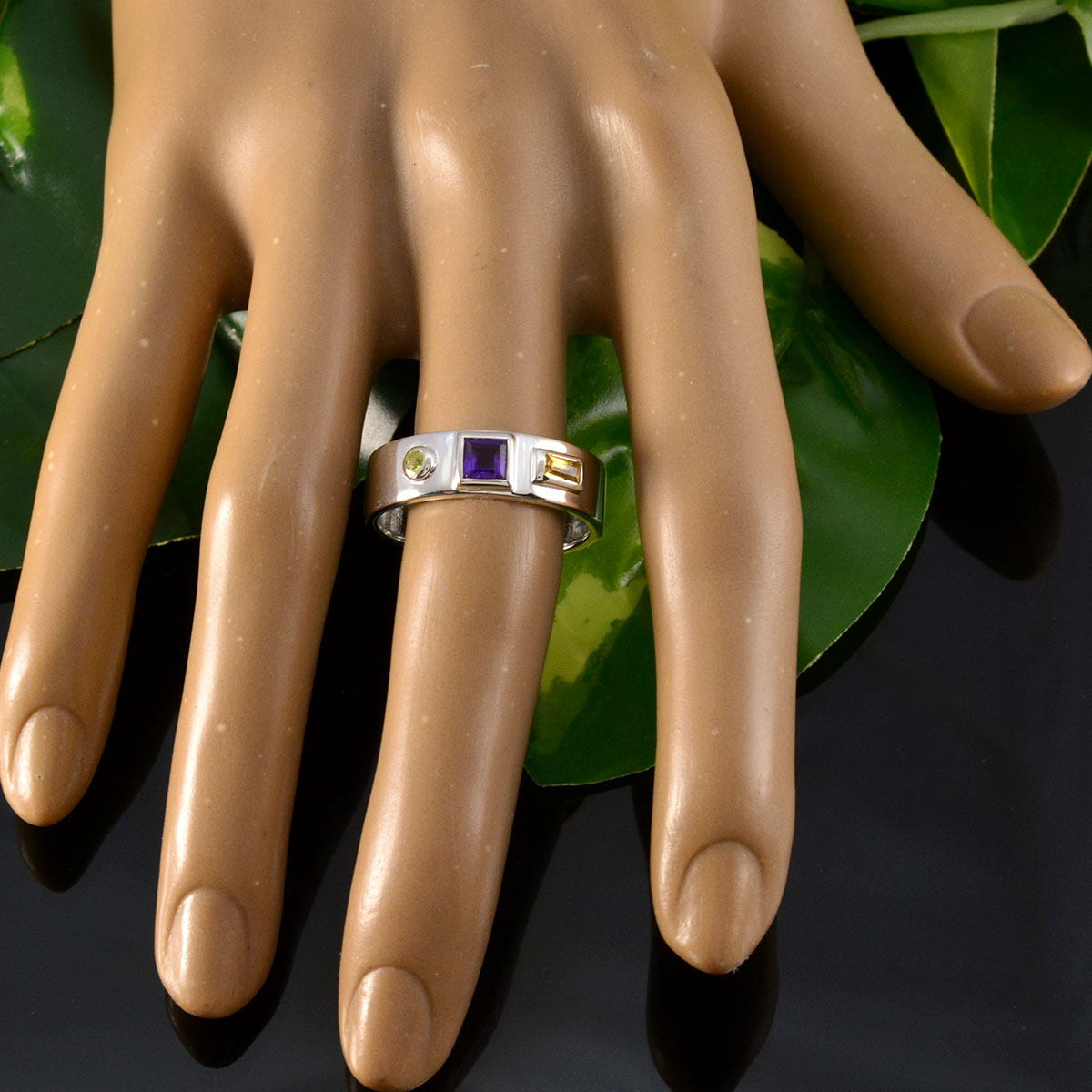 Nisa Abstract multicolor Trilogy Band