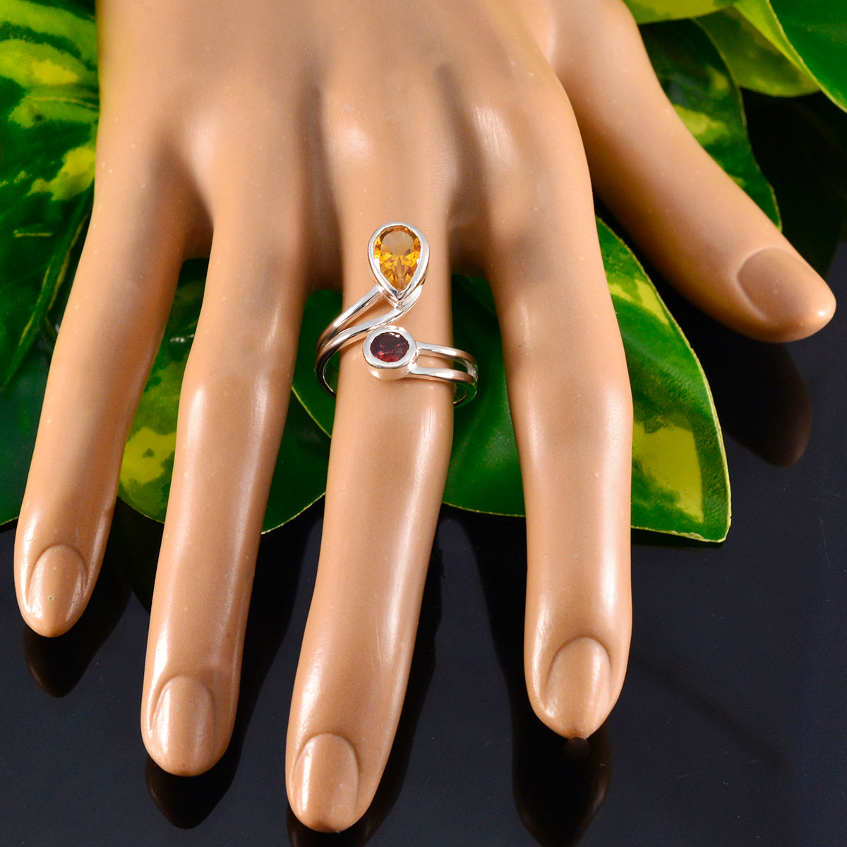 Fernanda Glamorous multicolor Toi et Moi Ring