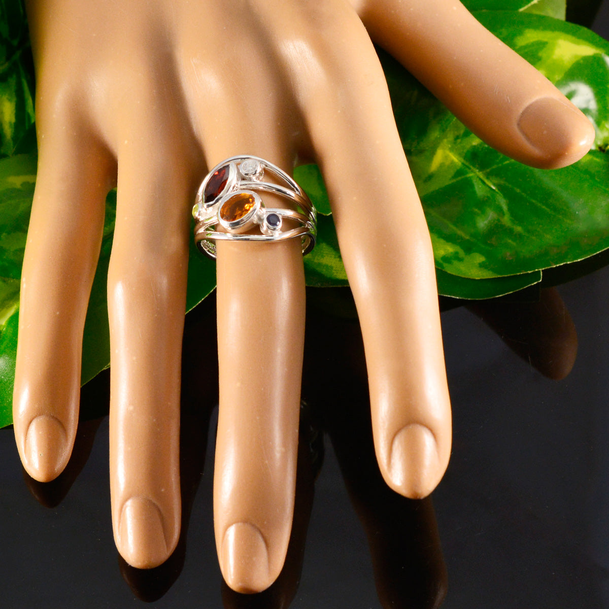Laura Contemporary multicolor Penta Ring
