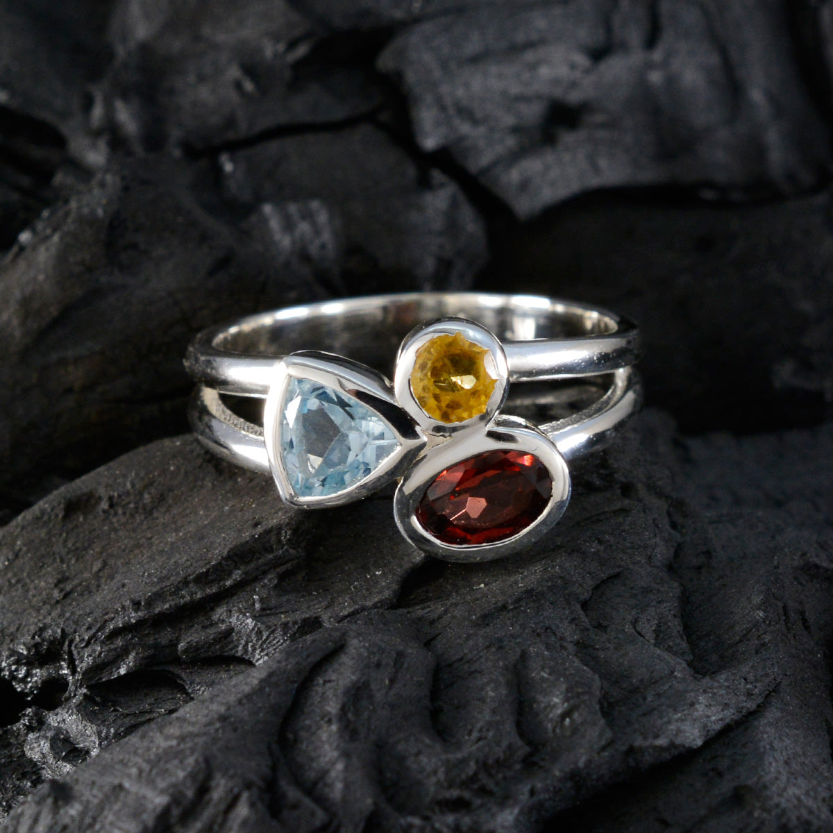 Saanvi Trendy multicolor Trilogy Ring