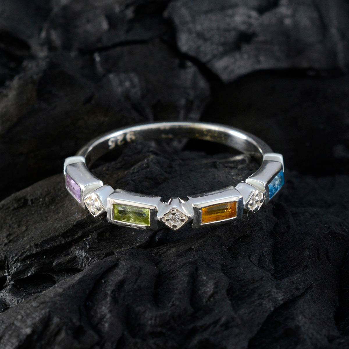 Emily Trendy multicolor quarter Band