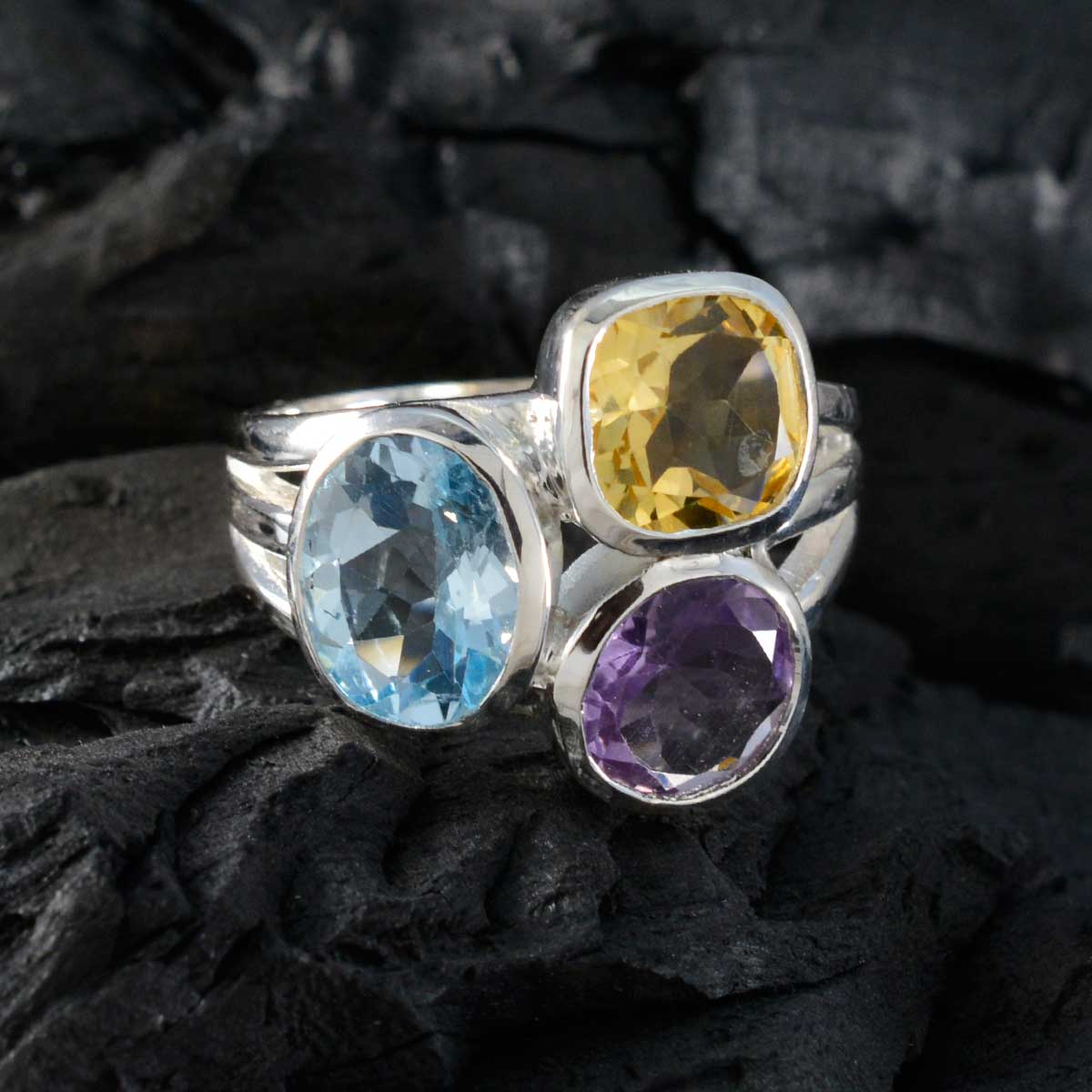 Saanvi Cocktail multicolor Trilogy Ring