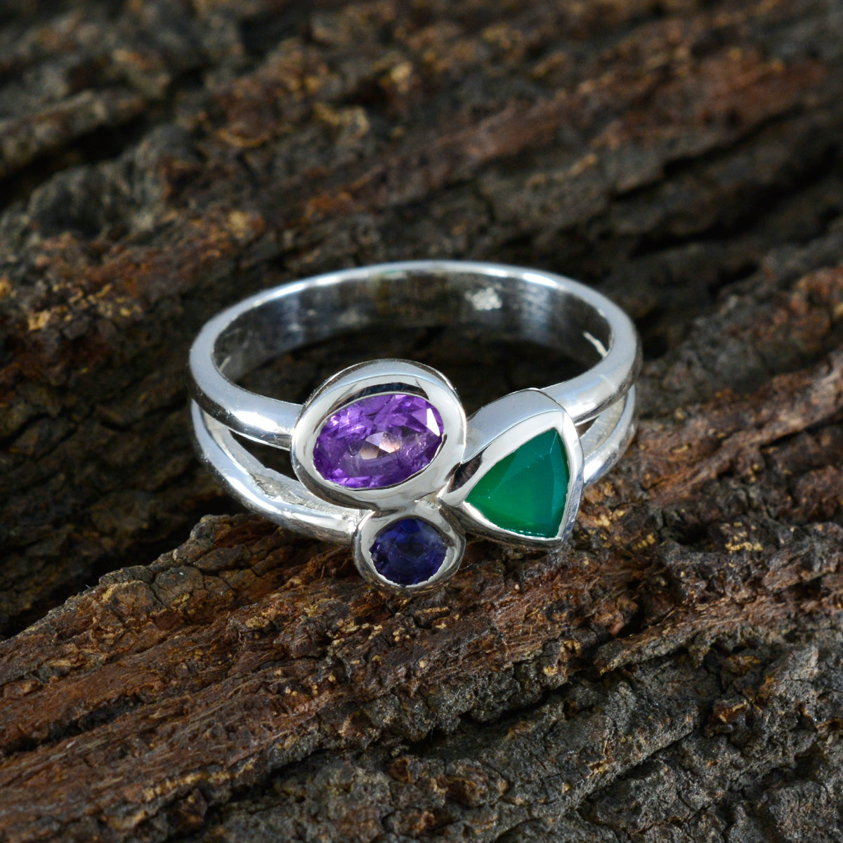 Laura Cultural multicolor Trilogy Ring