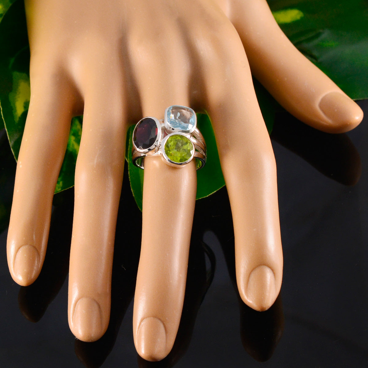 Chloe Cocktail multicolor Trilogy Ring