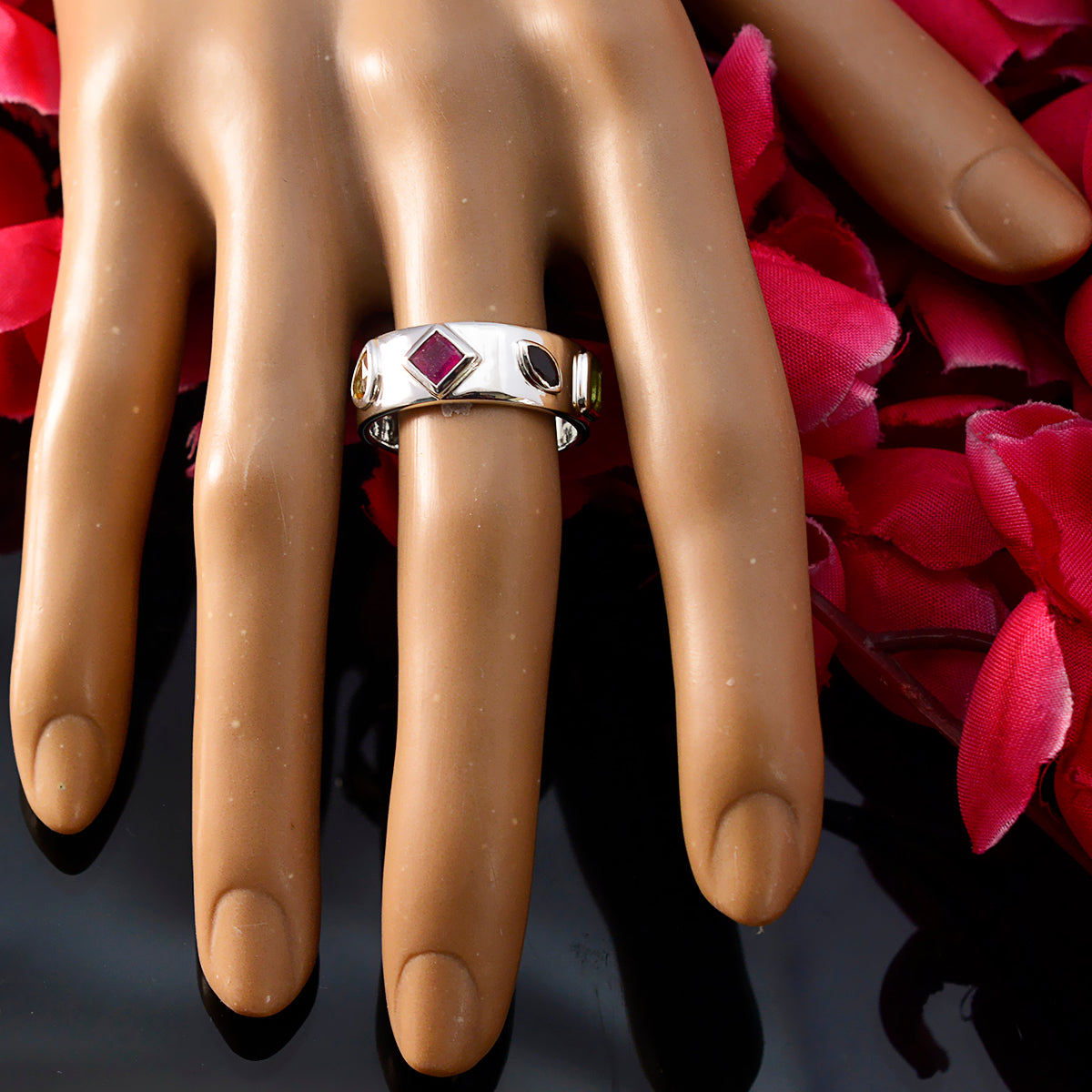 Josephine Abstract multicolor quarter Band