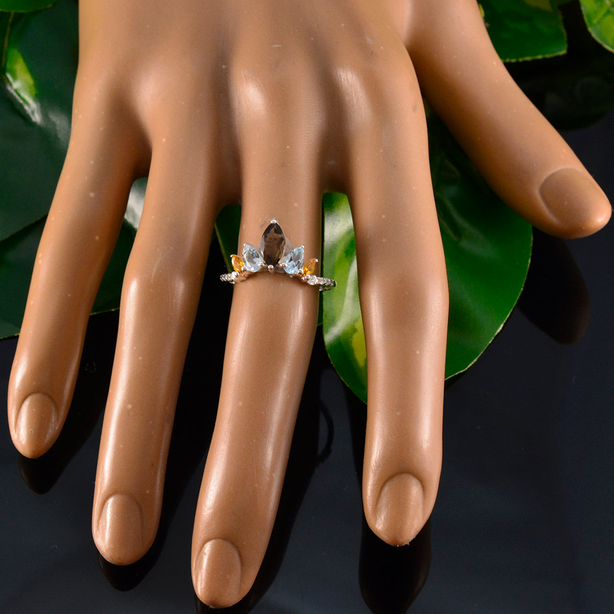 Soo-jin crown multicolor Penta Ring