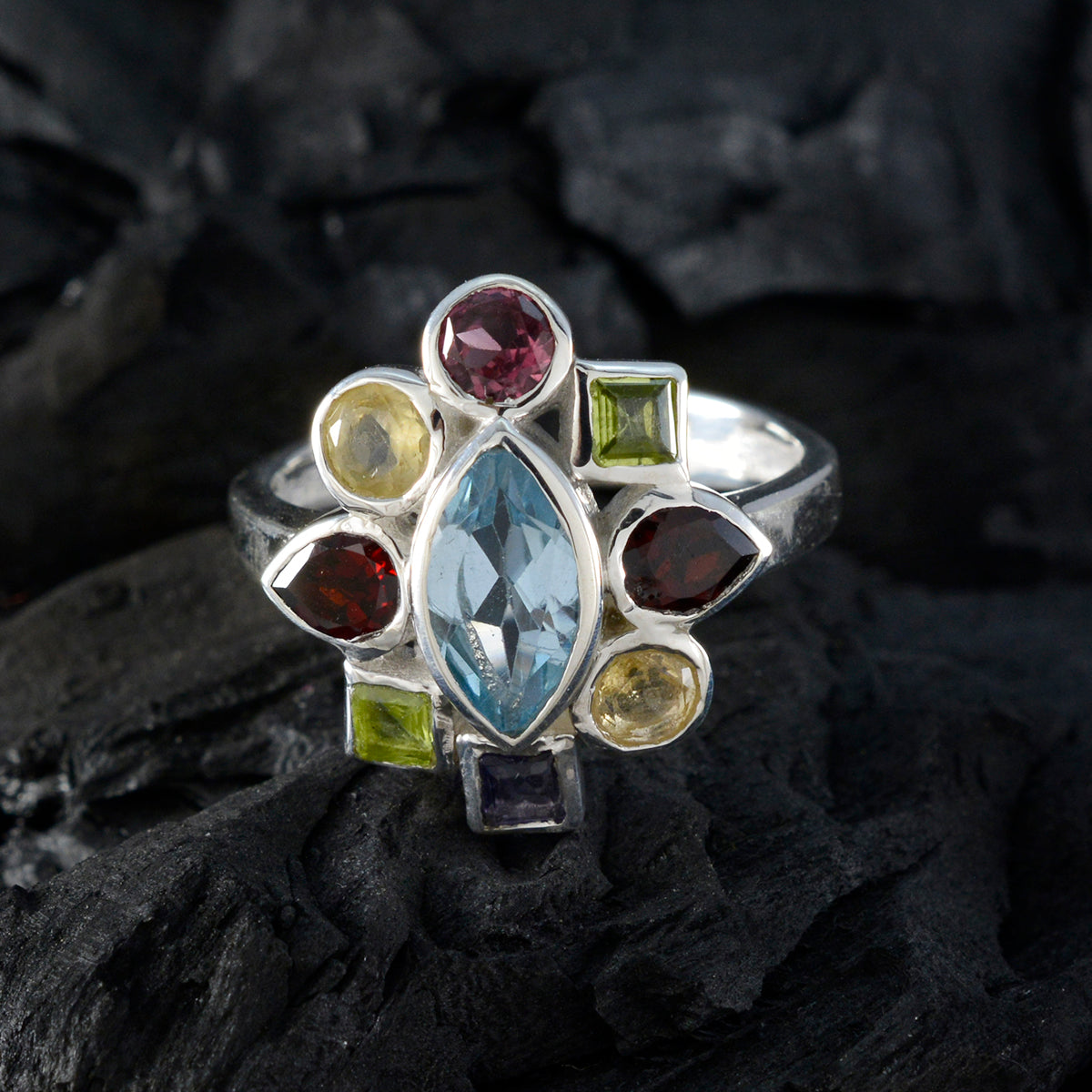 Paula Cocktail multicolor navratna Ring