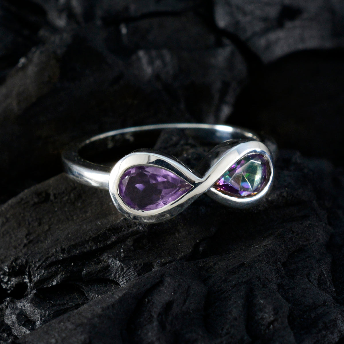 Ji-eun Abstract multicolor Toi et Moi Ring
