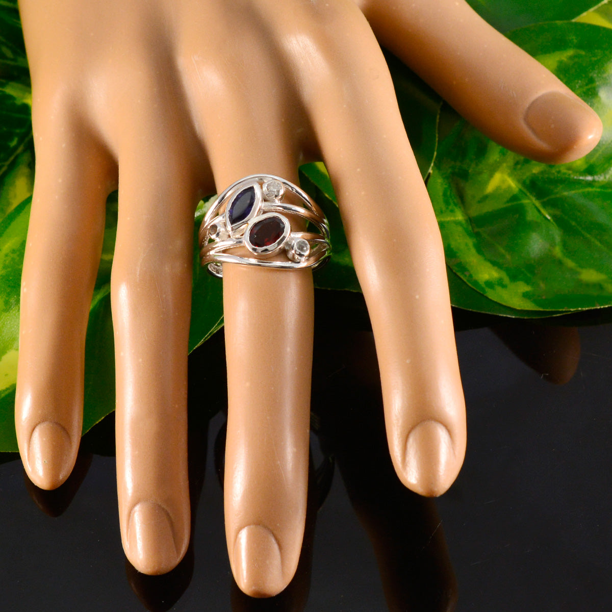 Lea Contemporary multicolor Penta Ring