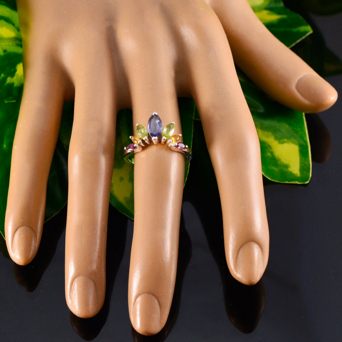 Min-seo crown multicolor Hepta Ring