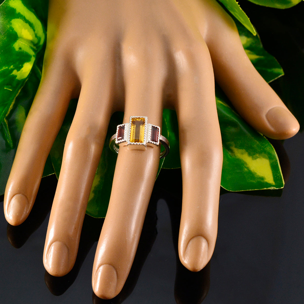 Eliza Cultural multicolor Trilogy Ring