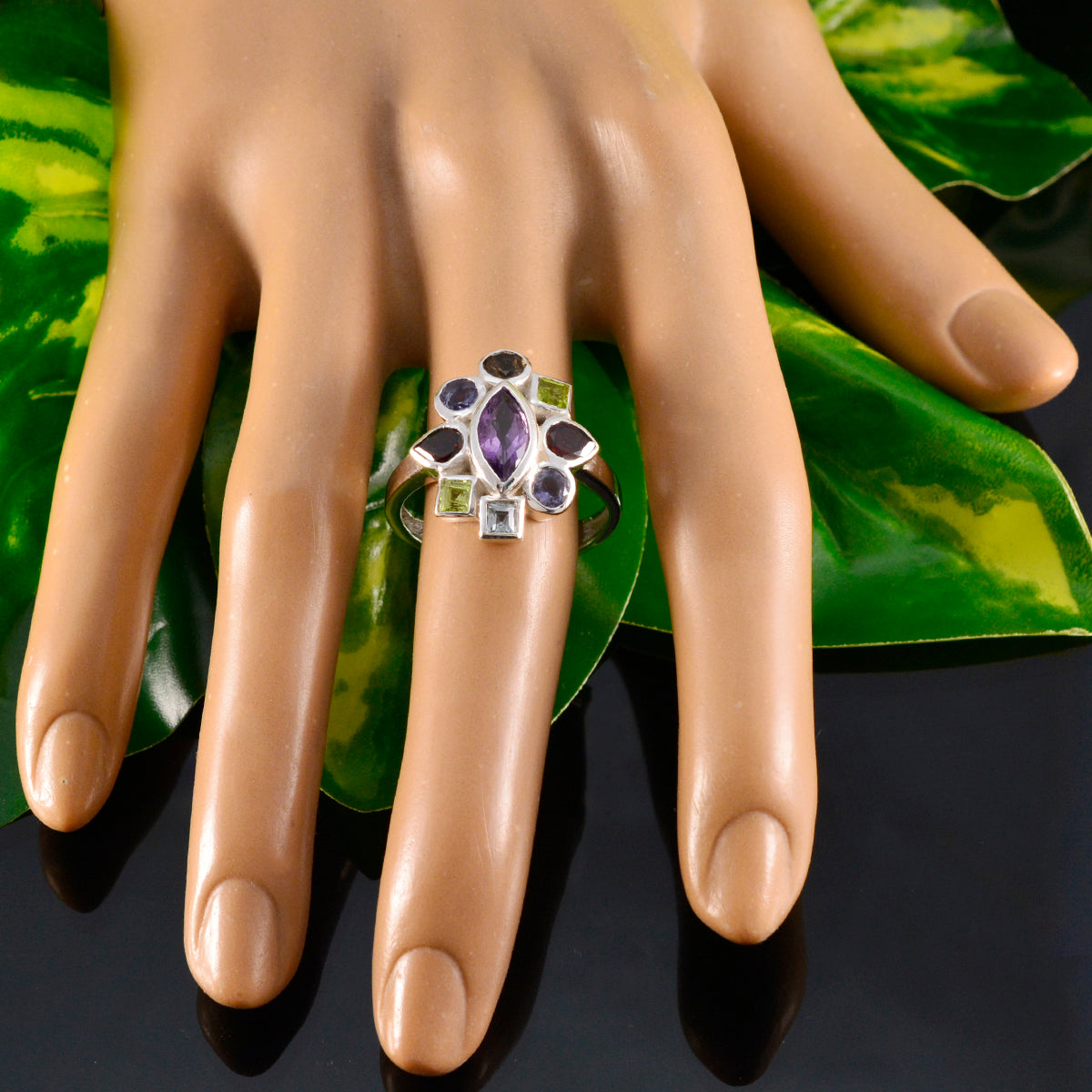 Pilar Cocktail multicolor navratna Ring