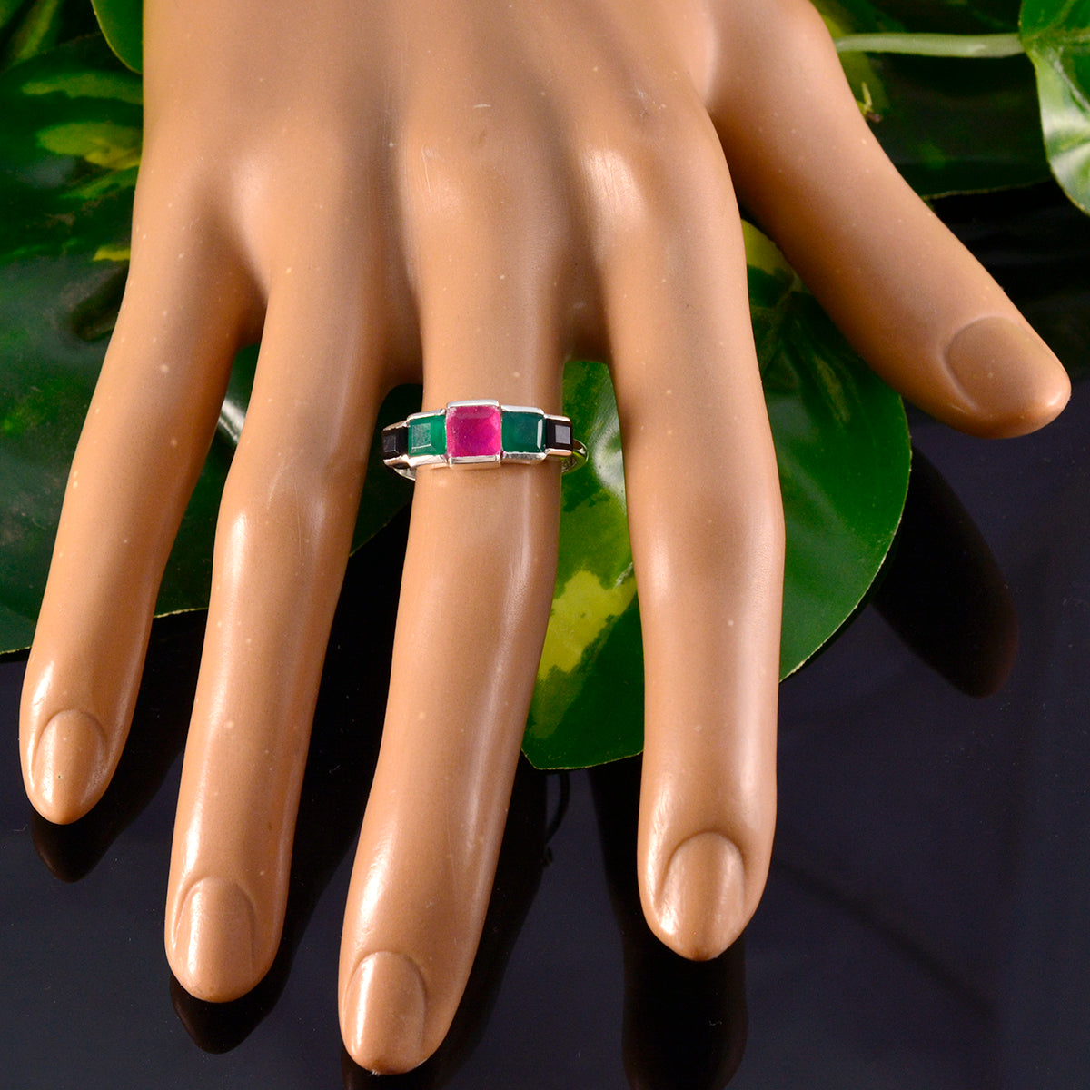 Ha-eun Luxurious multicolor Penta Ring