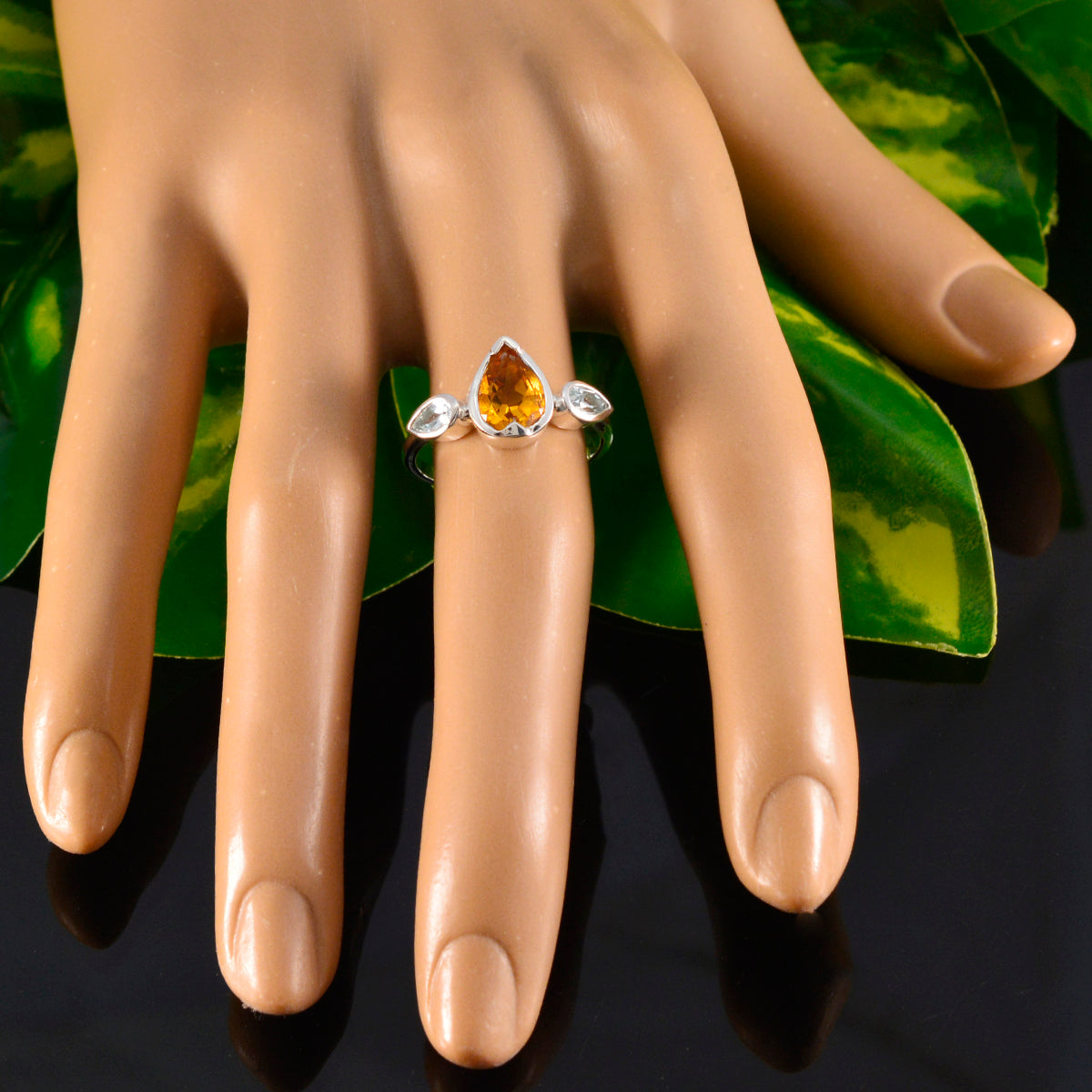 Kennedy Fairytale multicolor Trilogy Ring