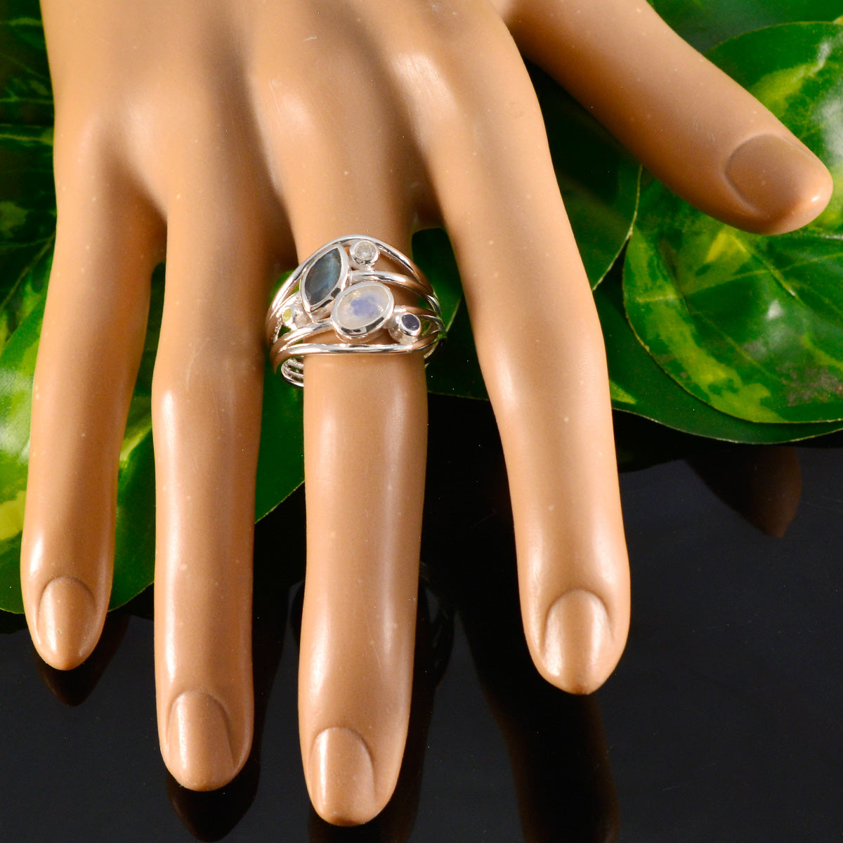 Leah Modern multicolor Penta Ring