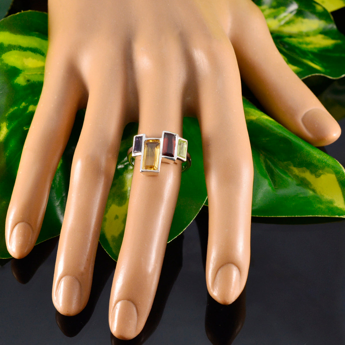 Bianca Glamorous multicolor quarter Ring