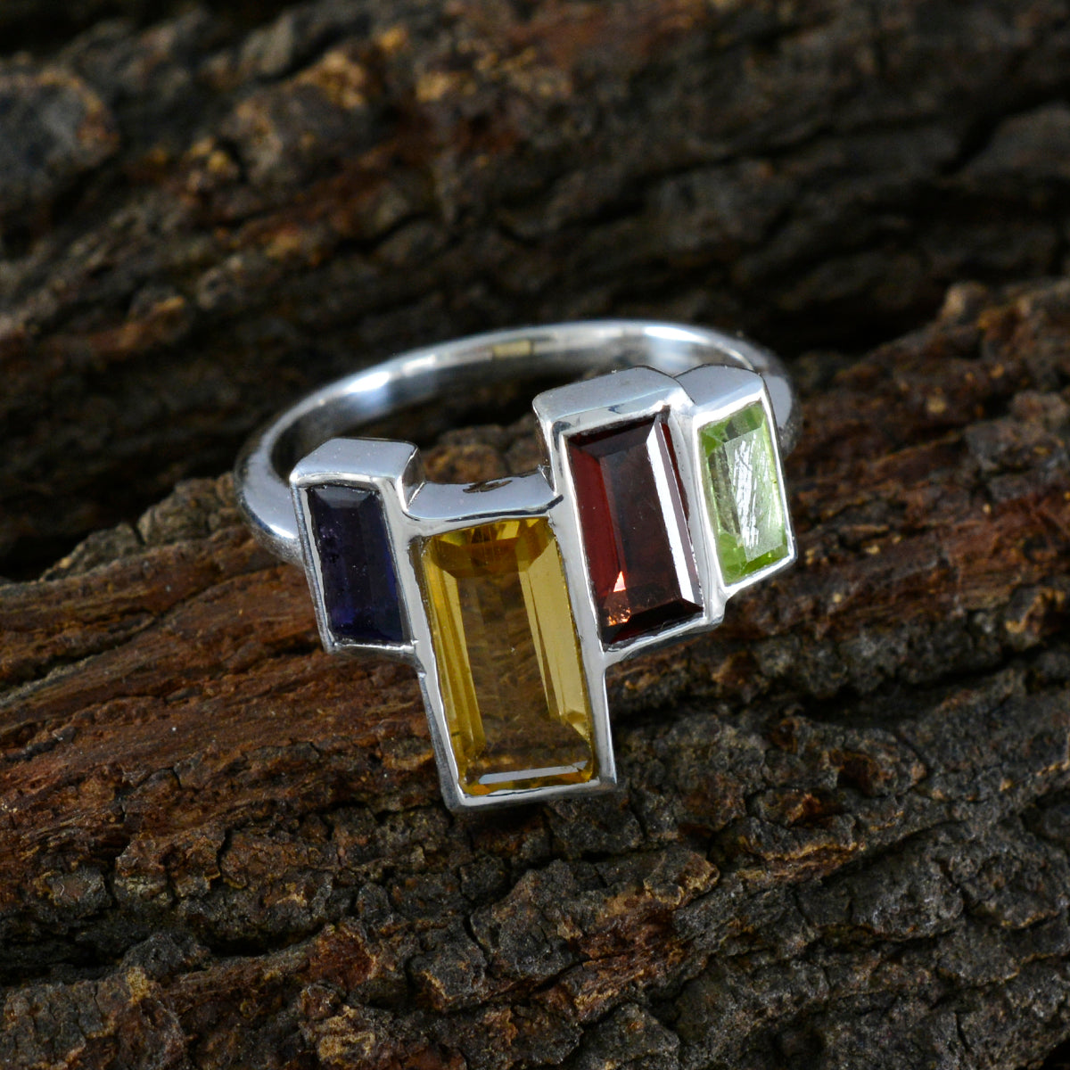 Bianca Glamorous multicolor quarter Ring