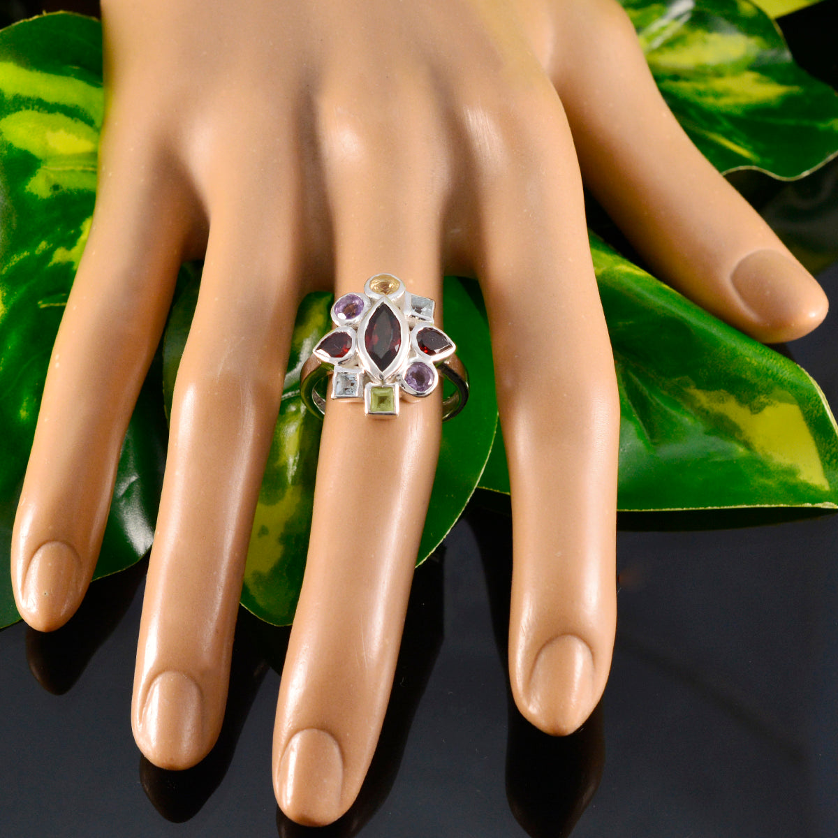 Nia Cocktail multicolor navratna Ring