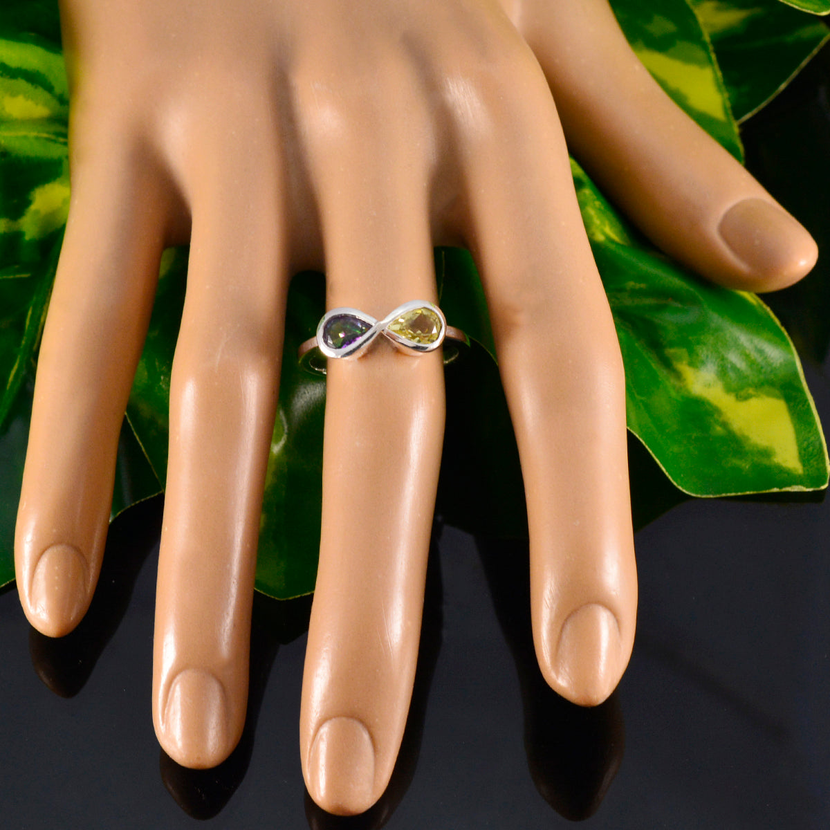 Li Lee Romantic multicolor Toi et Moi Ring