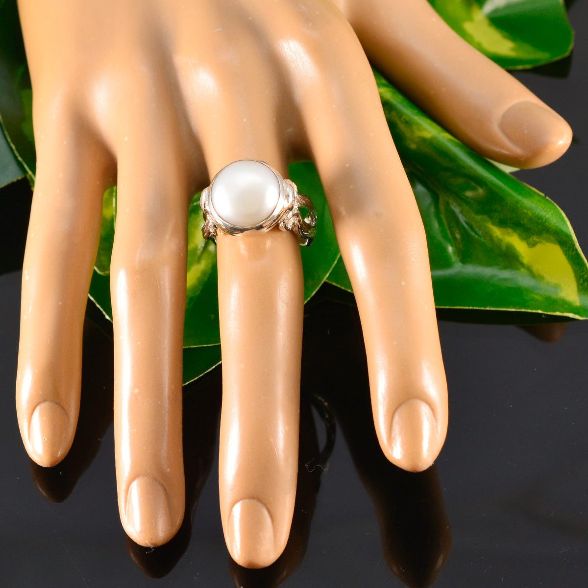 Cecilia Contemporary White Solitaire Ring