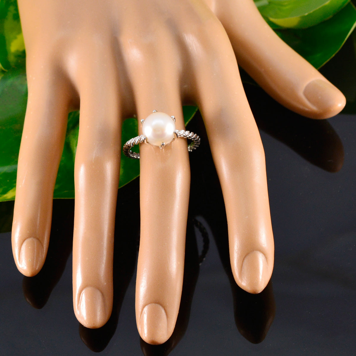 Emily Twist White Solitaire Ring