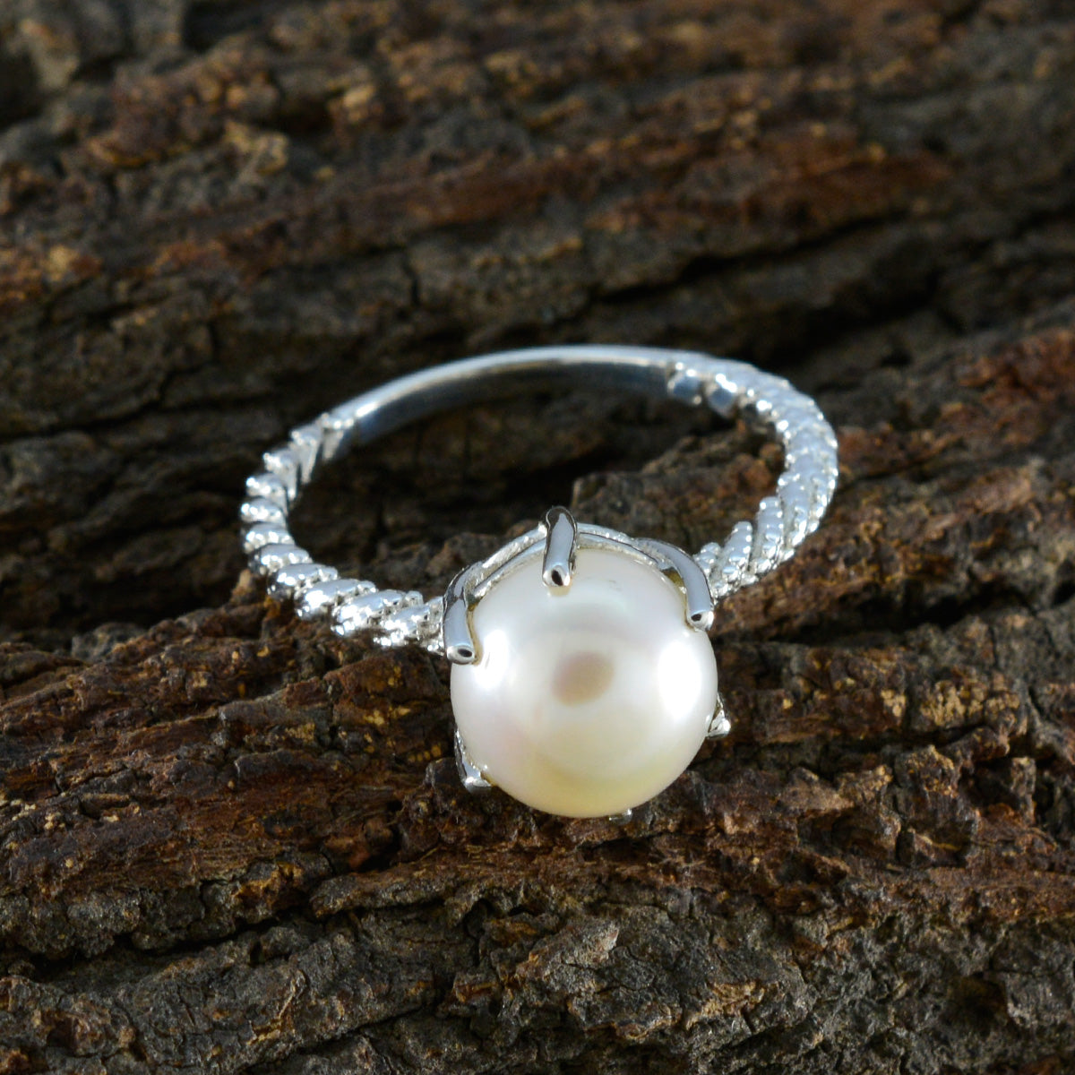 Emily Twist White Solitaire Ring