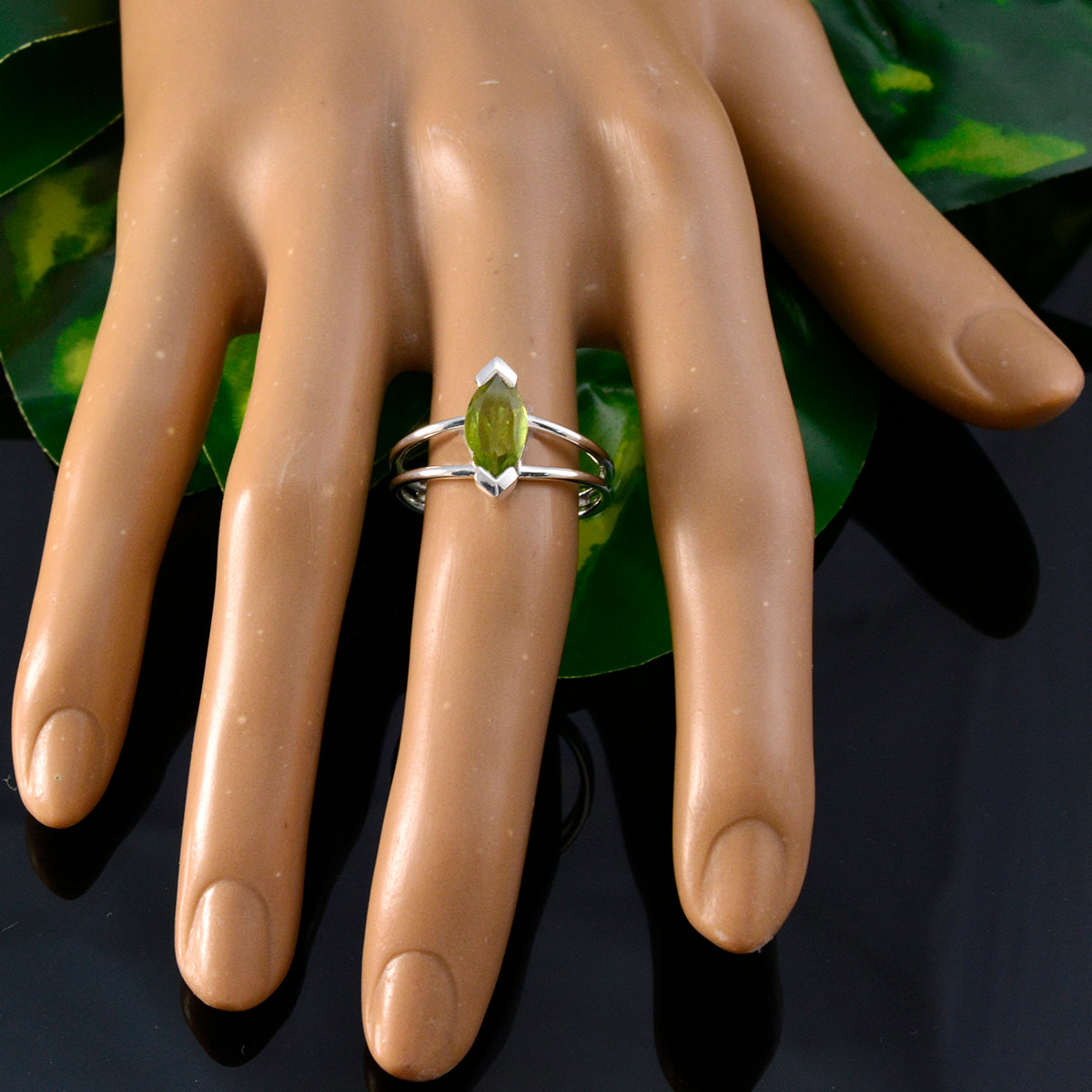 Zoe Trendy Green Solitaire Ring