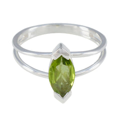 Zoe Trendy Green Solitaire Ring Peridot Green