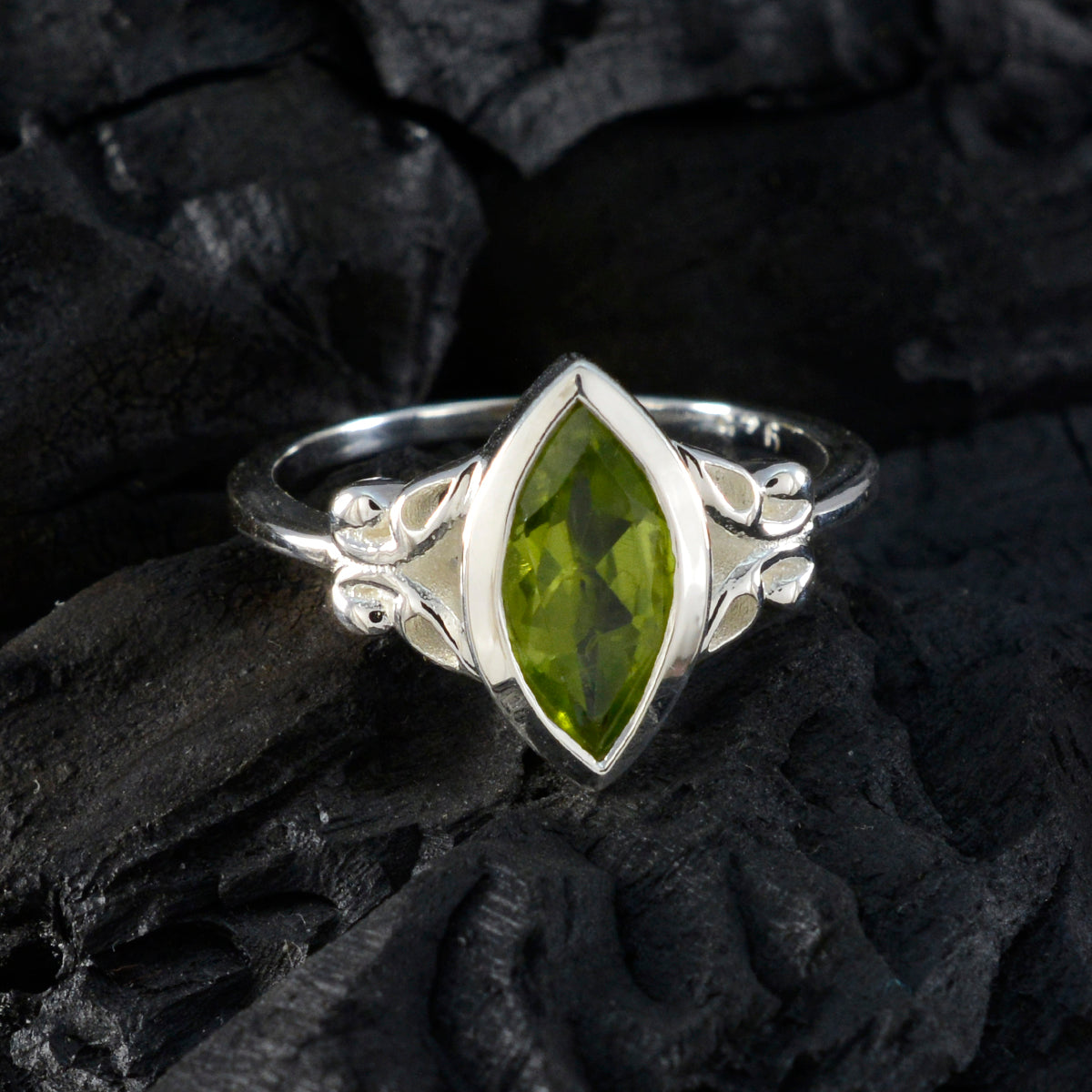 Zoey Trendy Green Solitaire Ring