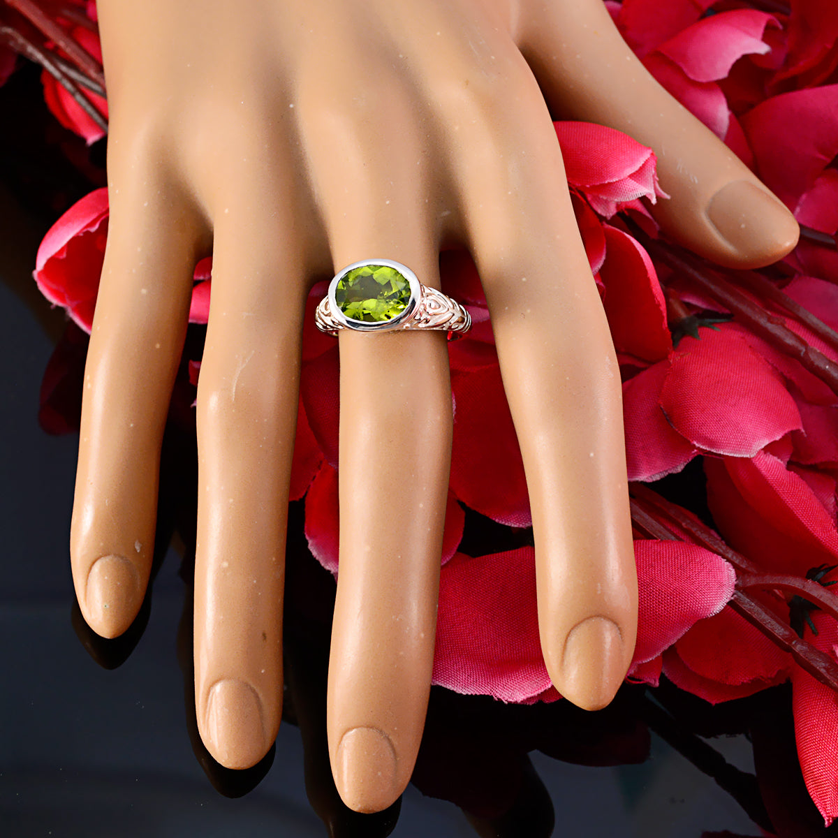 Aurora Art Deco Green Solitaire Ring