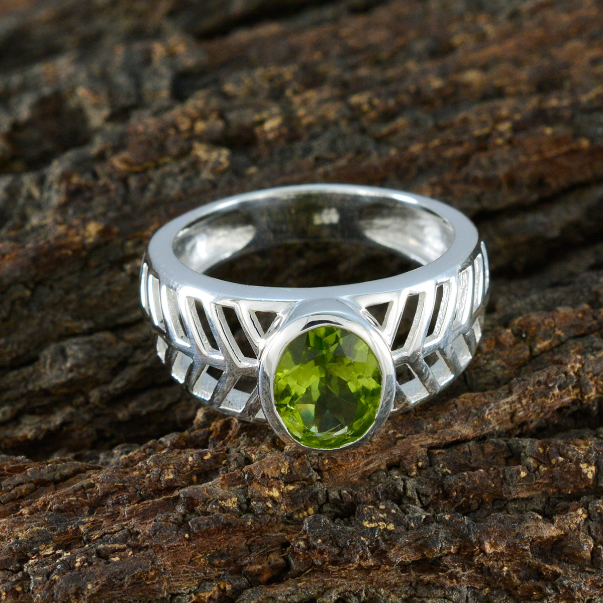 Scarlett Art Deco Green Solitaire Ring