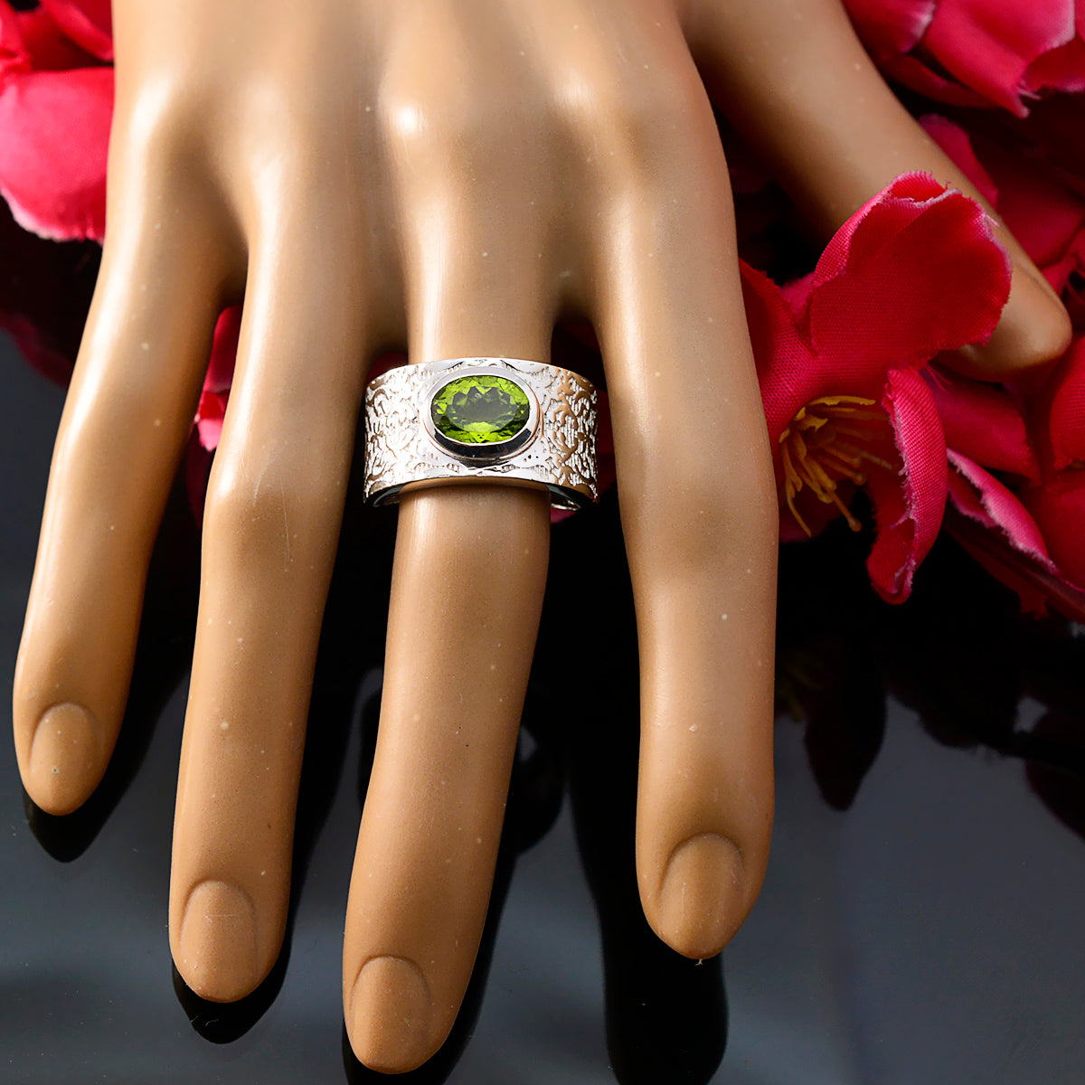 Priya Art Deco Green Solitaire Ring