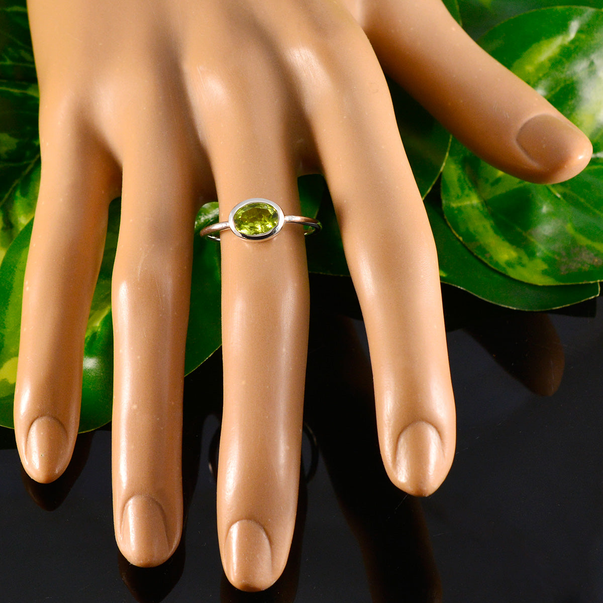 Ayesha Romantic Green Solitaire Ring