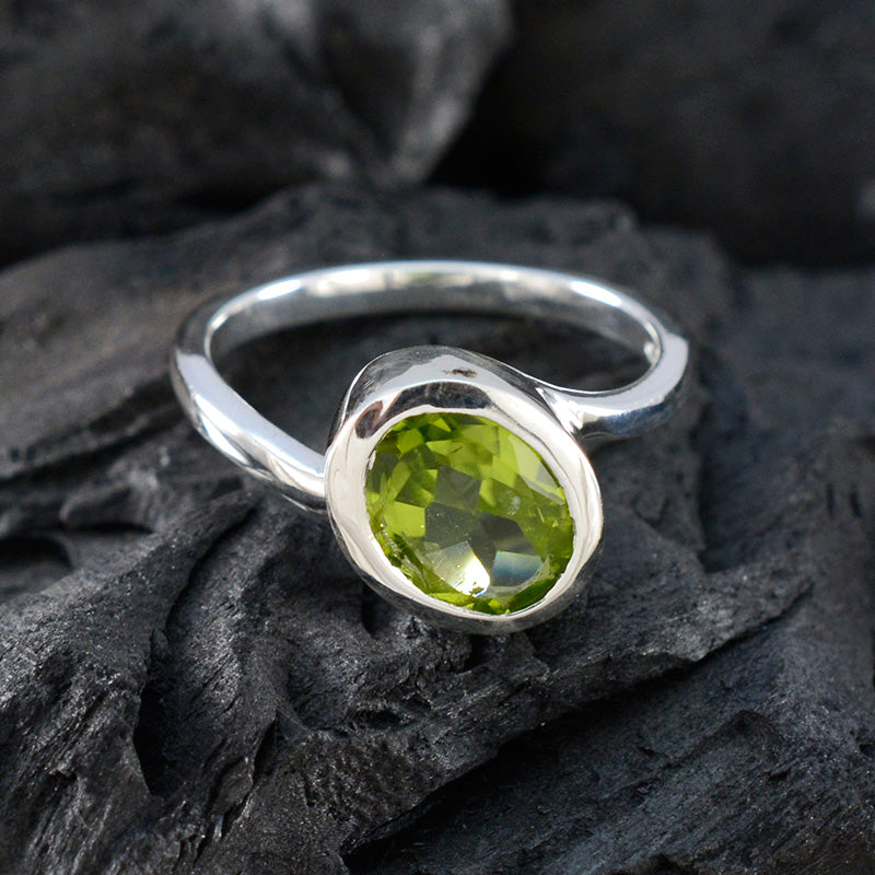 Siti Abstract Green Solitaire Ring