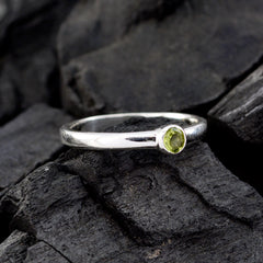 Yuki Sophisticated Green Solitaire Ring