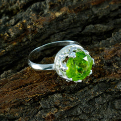 Giulia Feminine Green Solitaire Ring