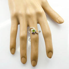 Hua Abstract Green Solitaire Ring