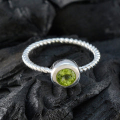 Aaliyah Sophisticated Green Solitaire Ring