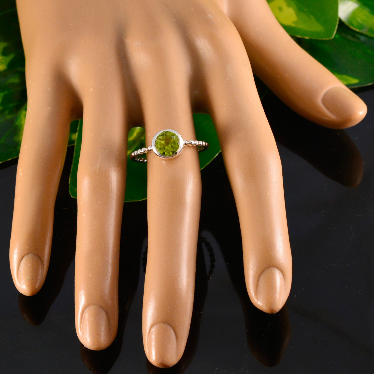 Wen Twist Green Solitaire Ring