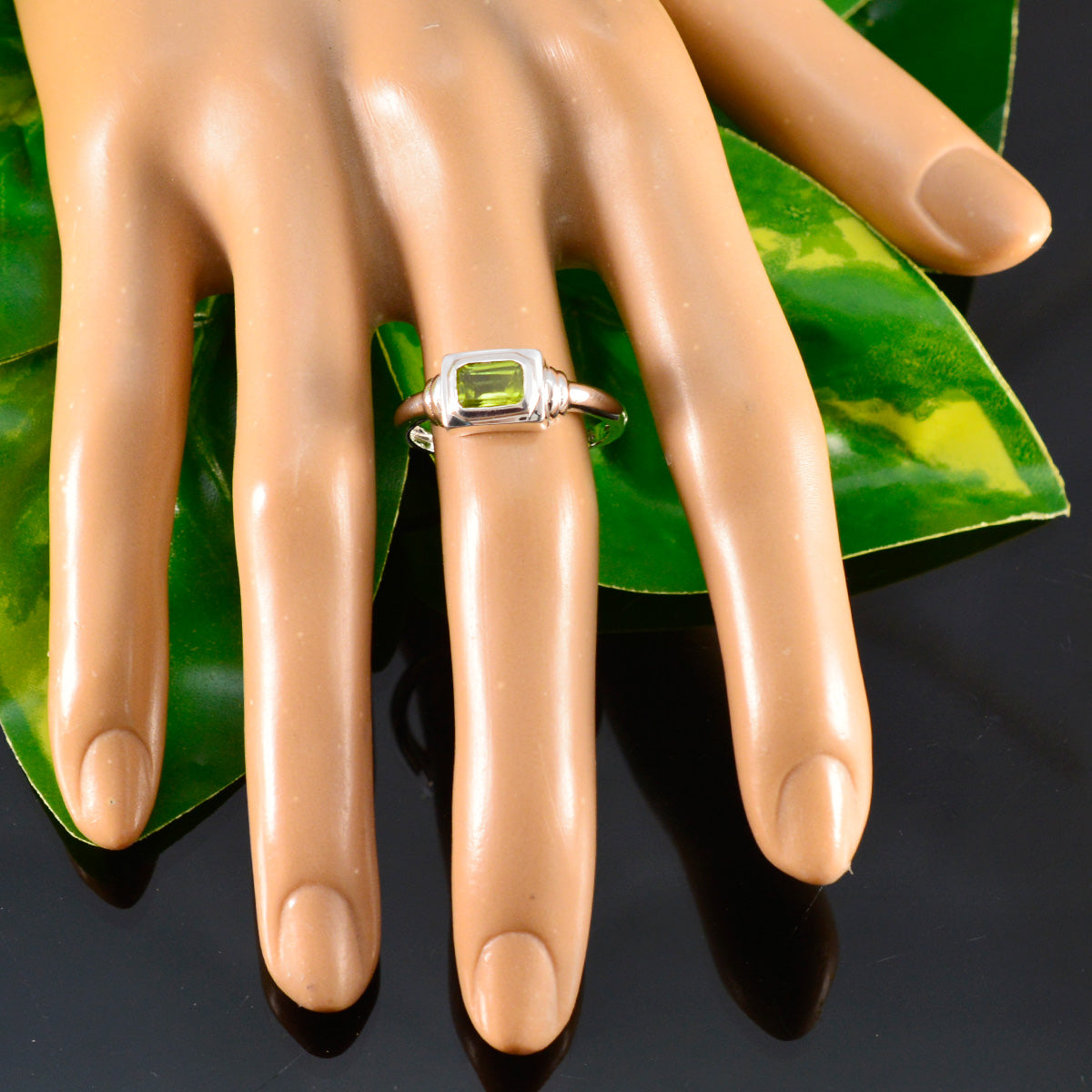 Nari Boho Green Solitaire Ring