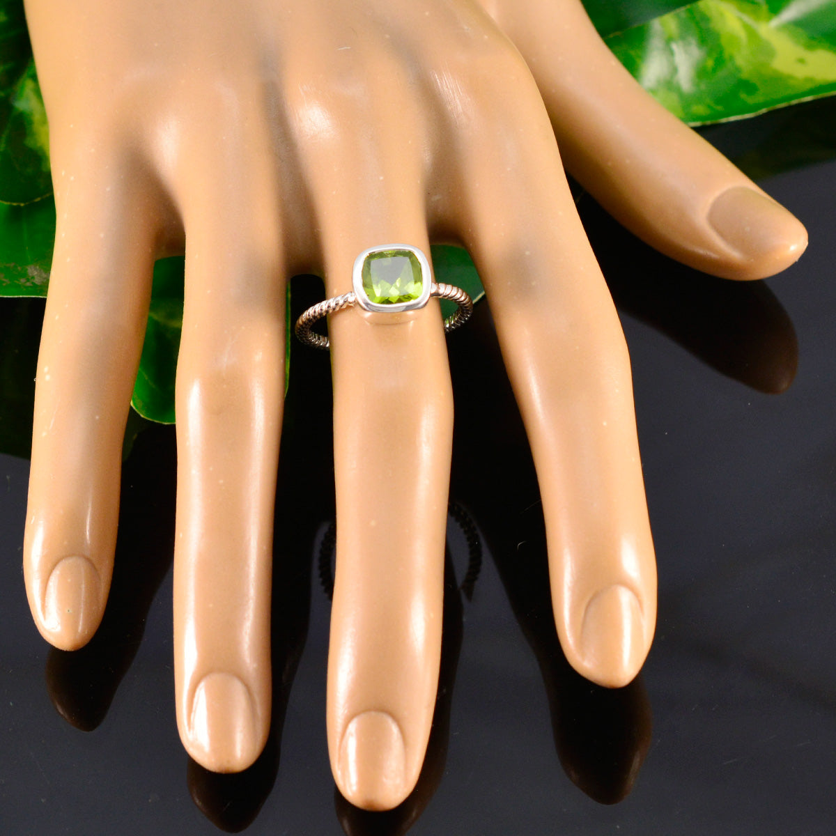 Hina Abstract Green Solitaire Ring