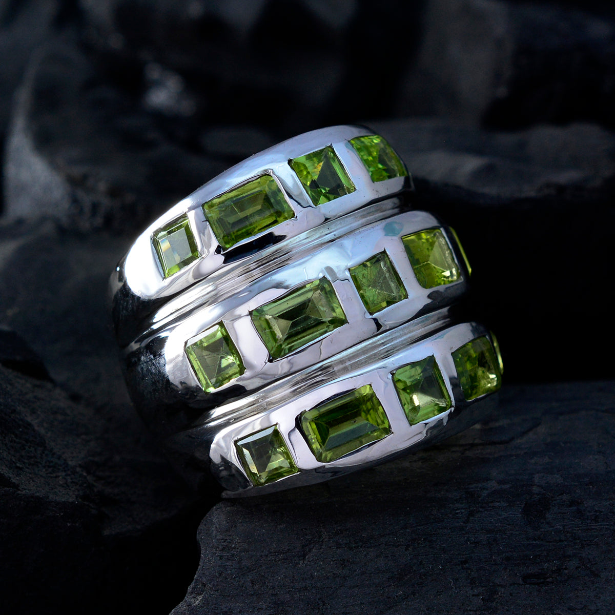 Sofia Cocktail Green multiple Ring