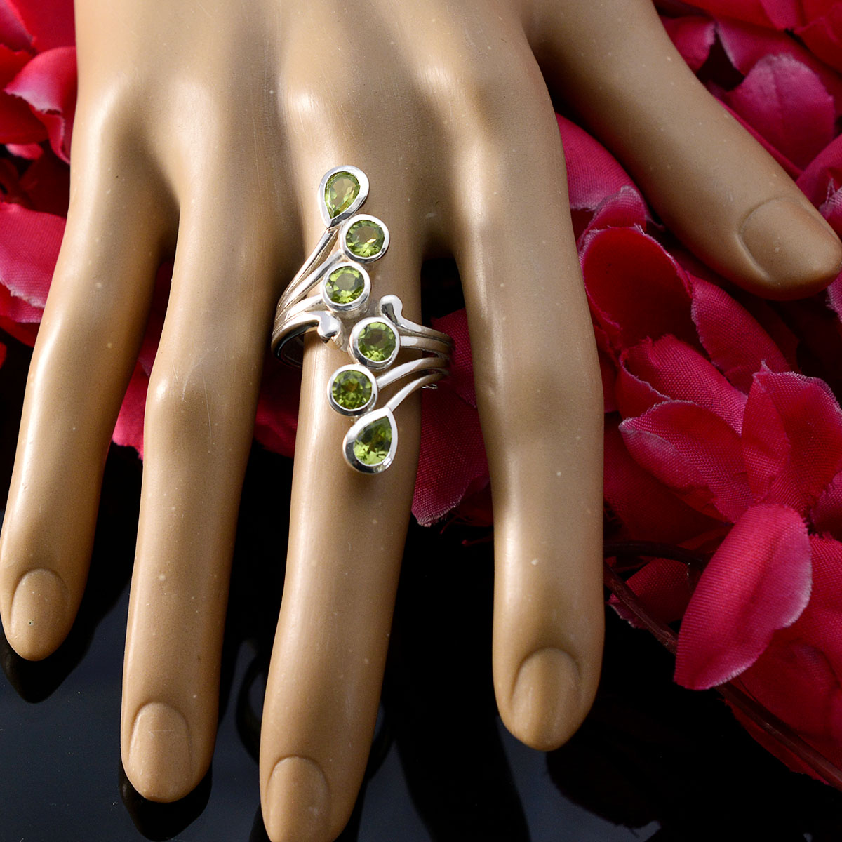 Riya Contemporary Green Hexa Ring