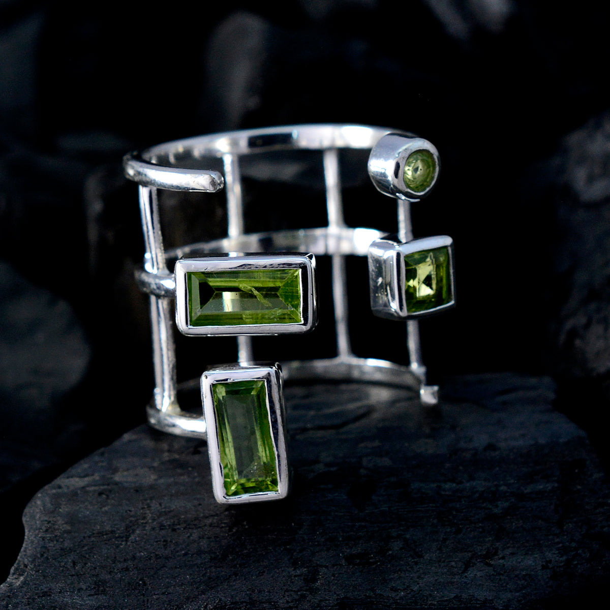 Liyana Signet Green quarter Ring