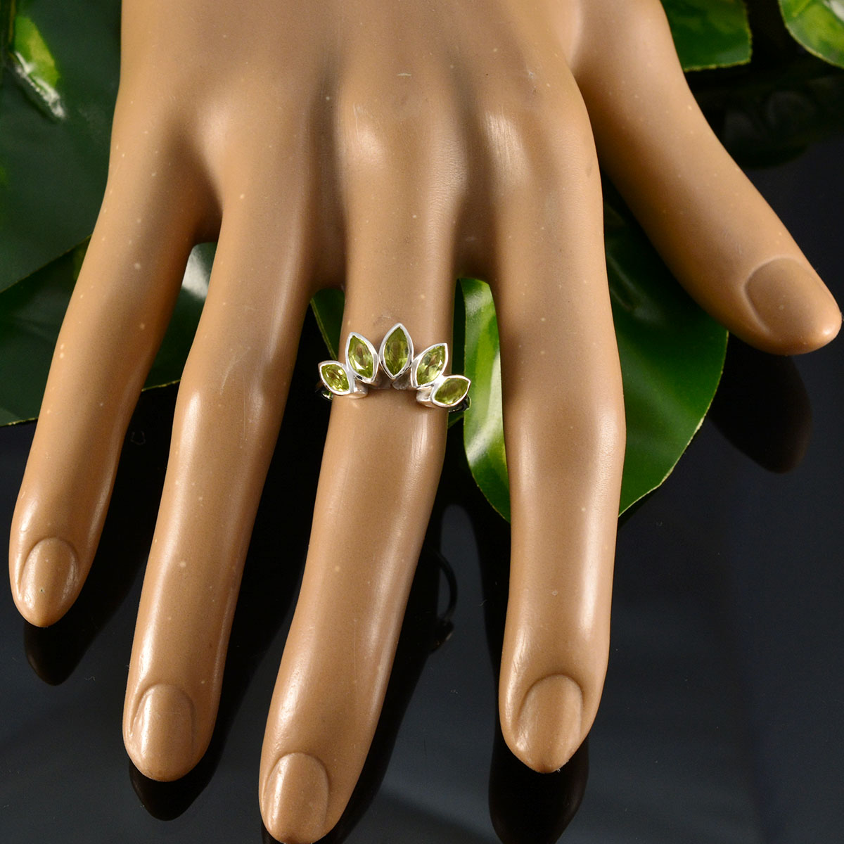Jia crown Green Penta Ring