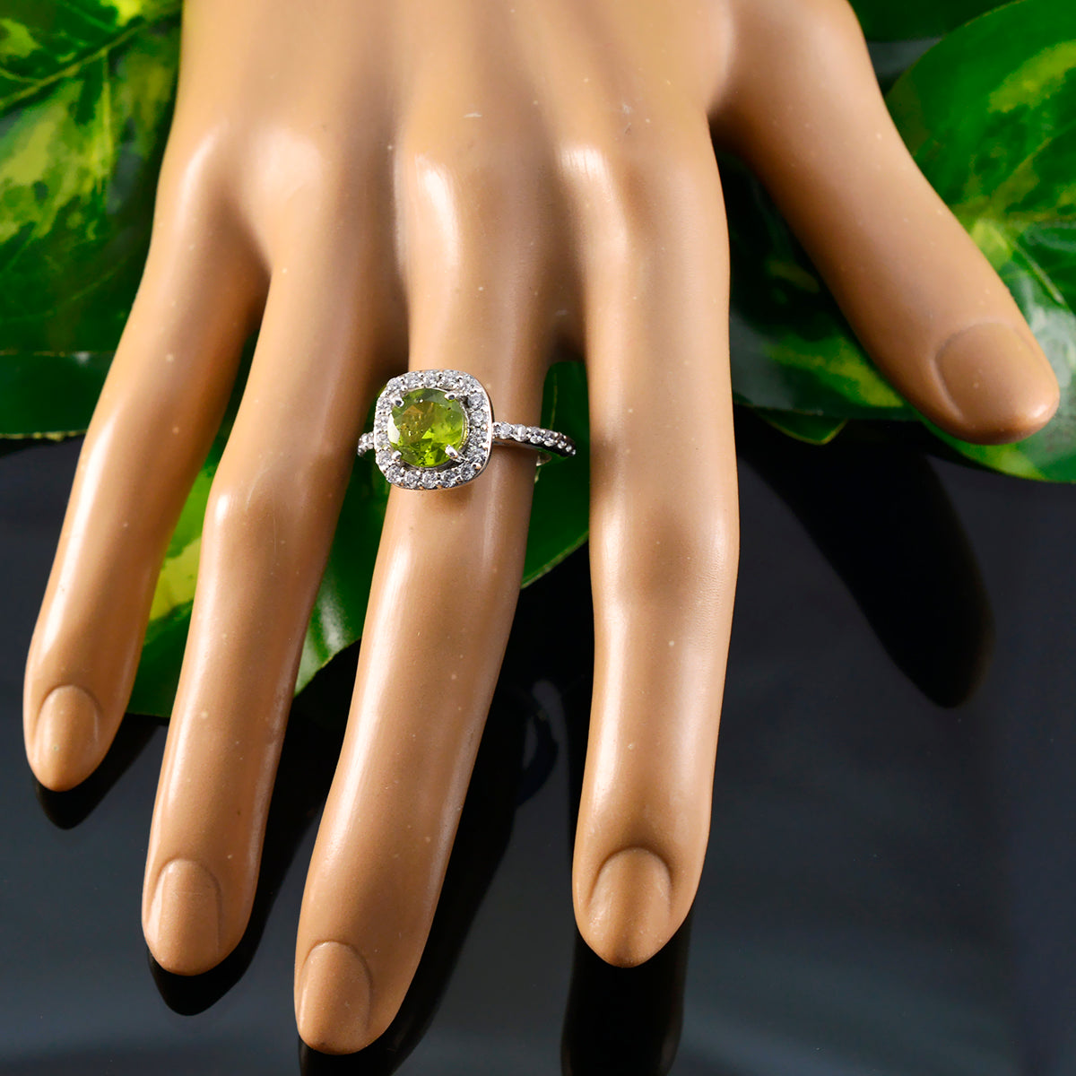 Bianca Fairytale Green Halo Ring