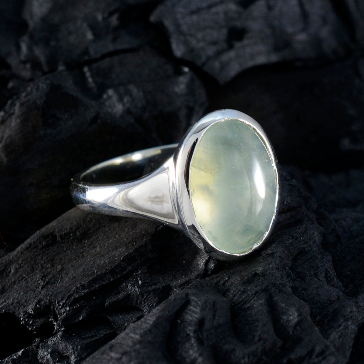 Leah Trendy Light Green Solitaire Ring
