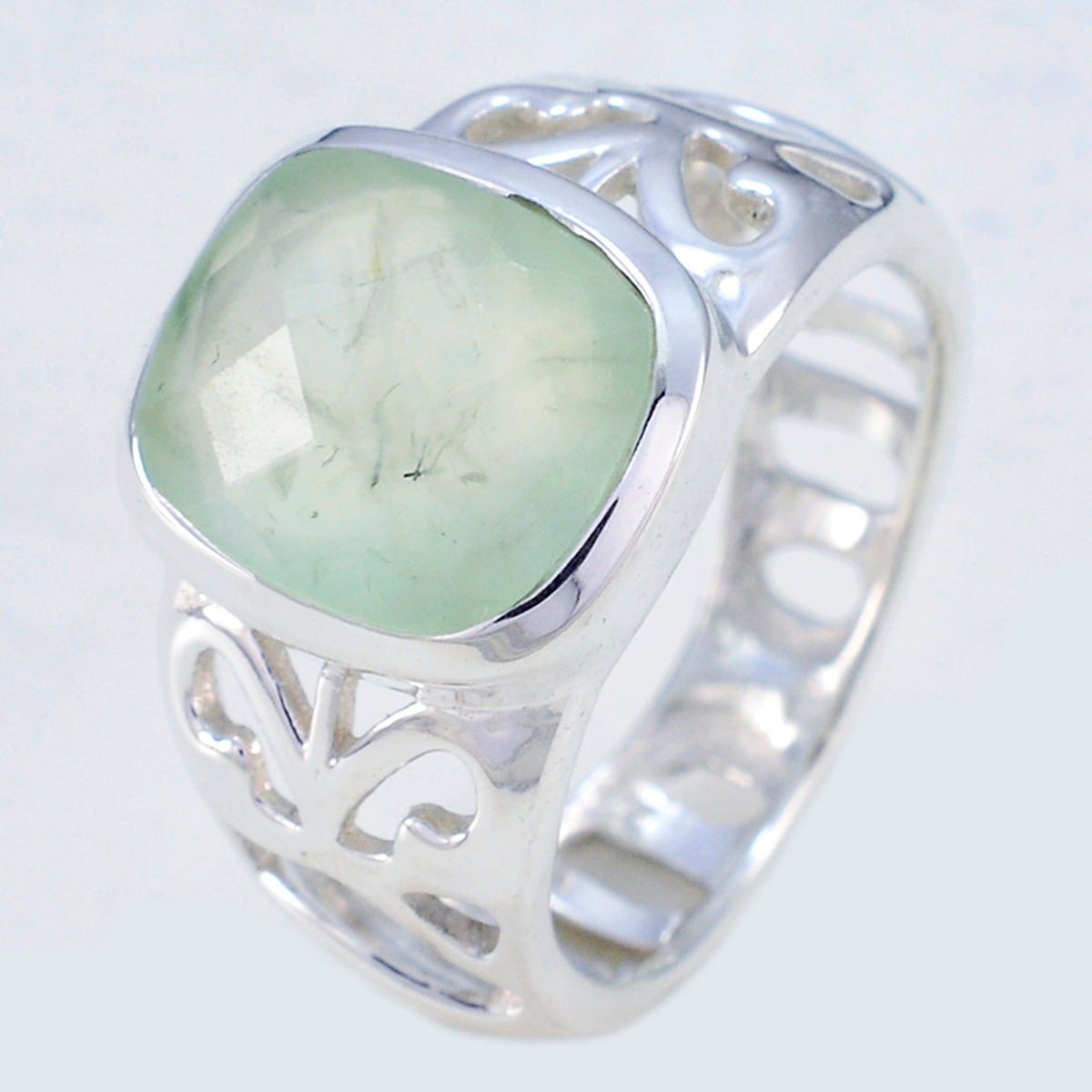 Bianca Filigree Light Green Solitaire Ring
